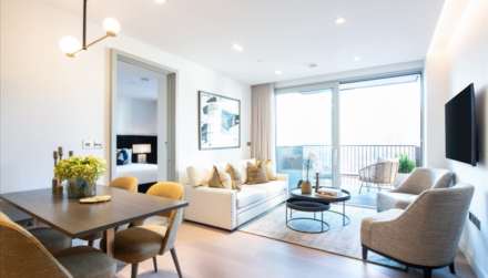 2 bed flat to rent in London W2