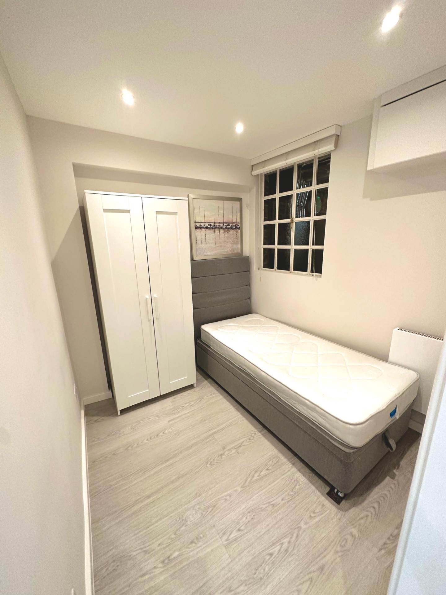 London NW6 5NR 2 bed flat rental property internal/external image-6