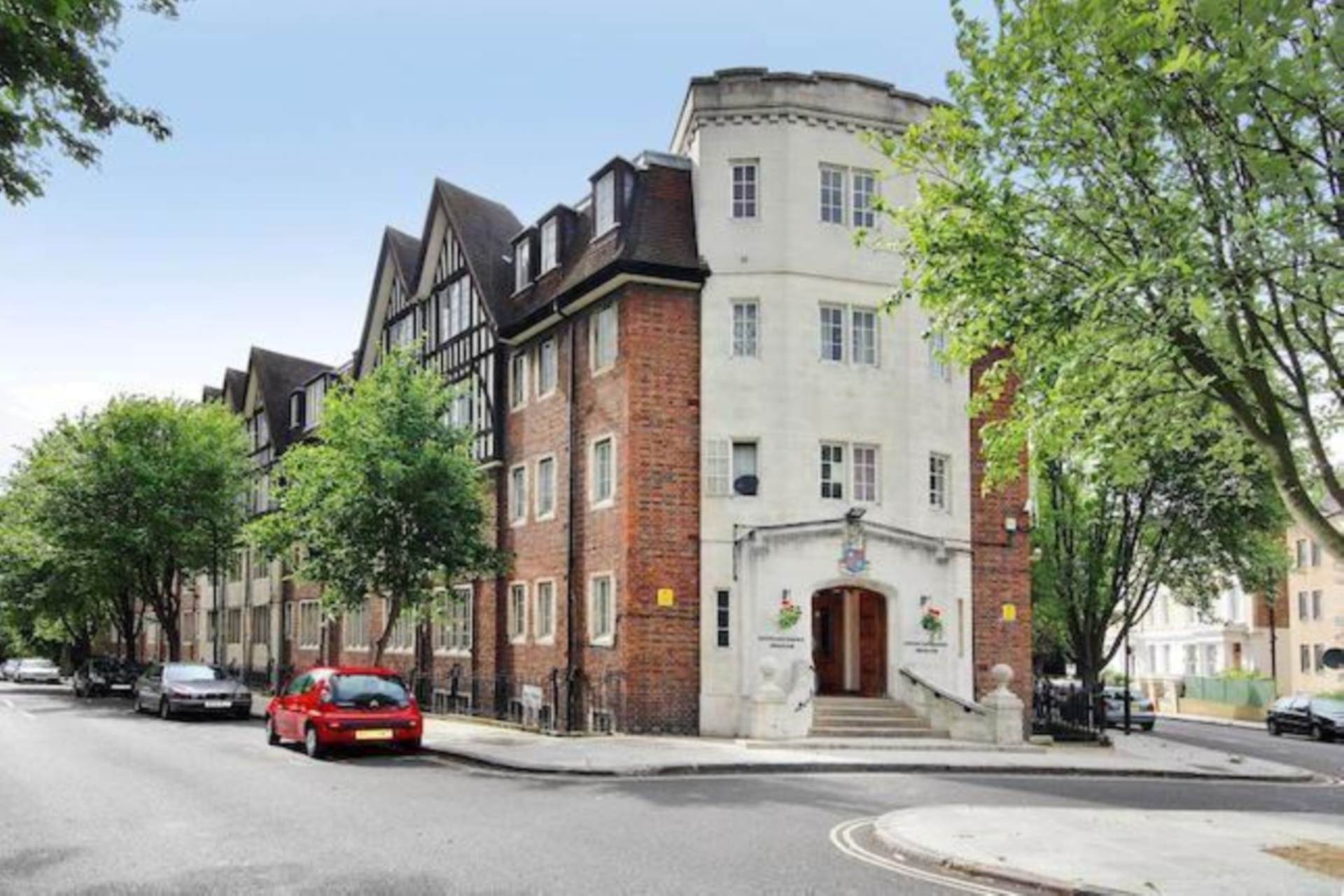 London NW6 5NR 2 bed flat rental property internal/external image-8