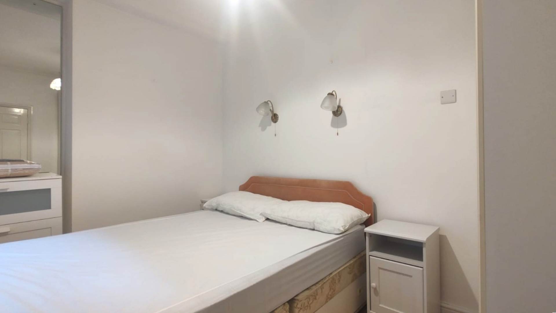 London W14 8BE 1 bed flat rental property internal/external image-3