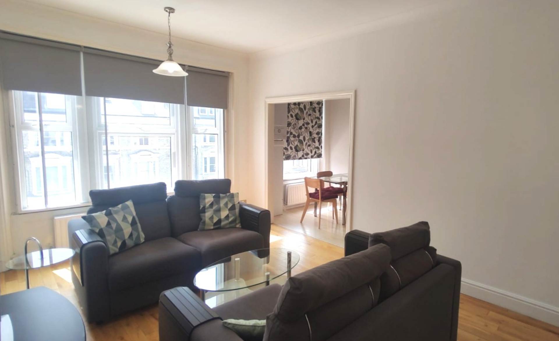 London W14 8BE 2 bed flat rental property internal/external image-2