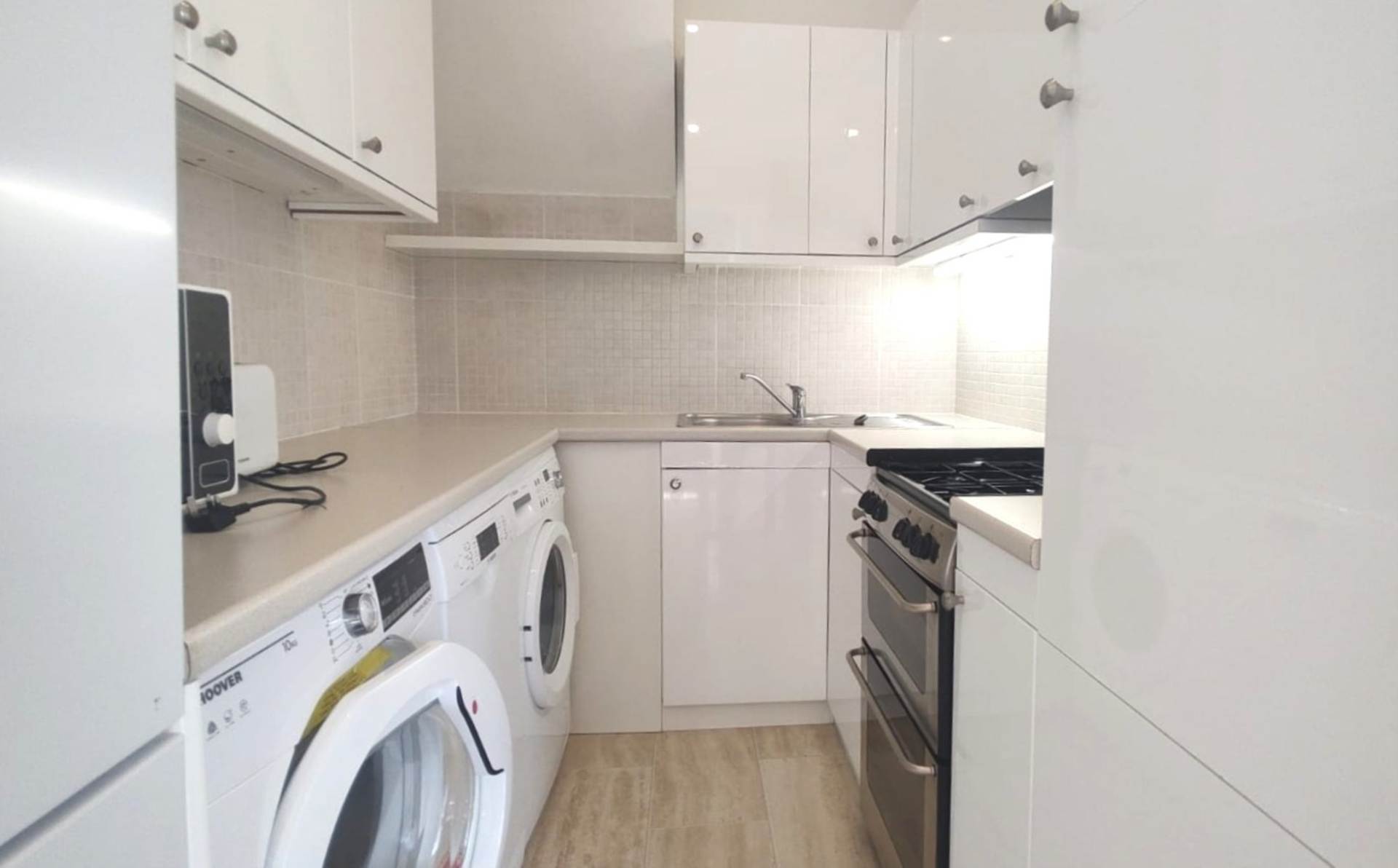 London W14 8BE 2 bed flat rental property internal/external image-3