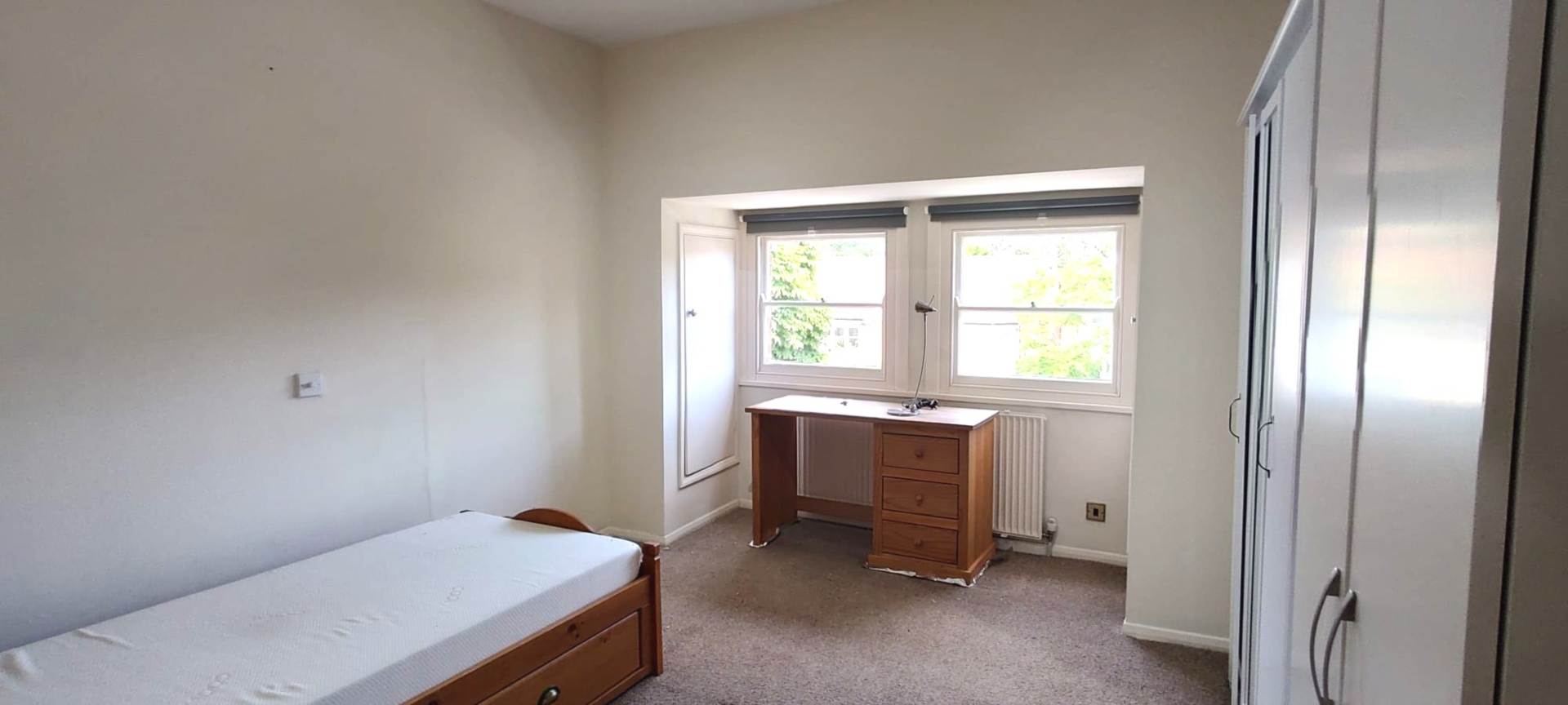 London W5 2JN 3 bed flat rental property internal/external image-5