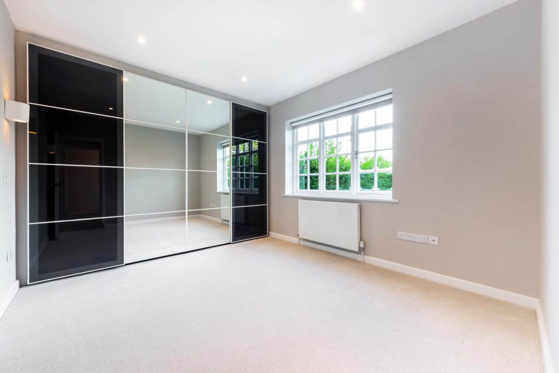London NW11 6EB 1 bed flat rental property internal/external image-4