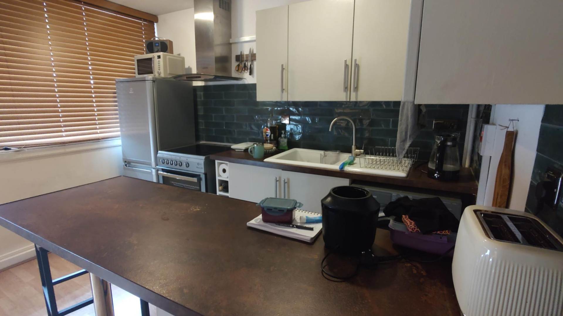 London W1W 5DJ 1 bed studio rental property internal/external image-4