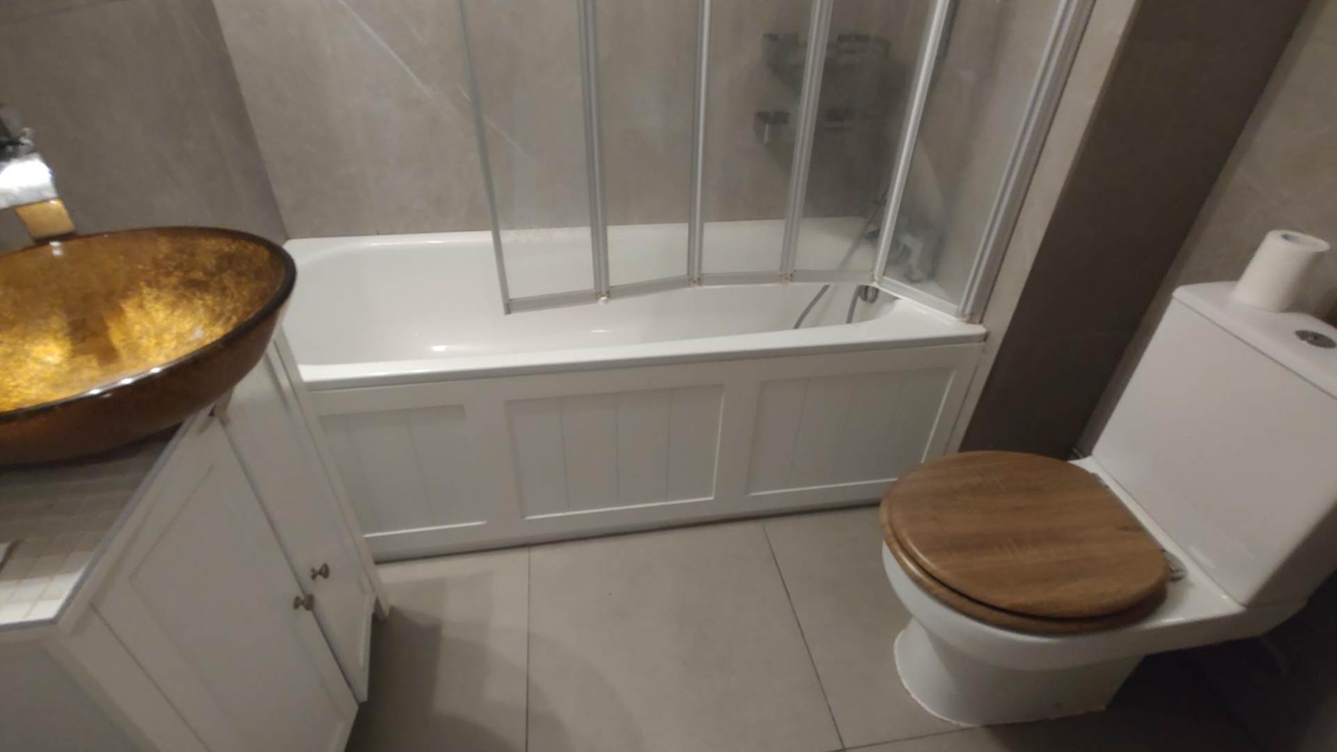 London W1W 5DJ 1 bed studio rental property internal/external image-5