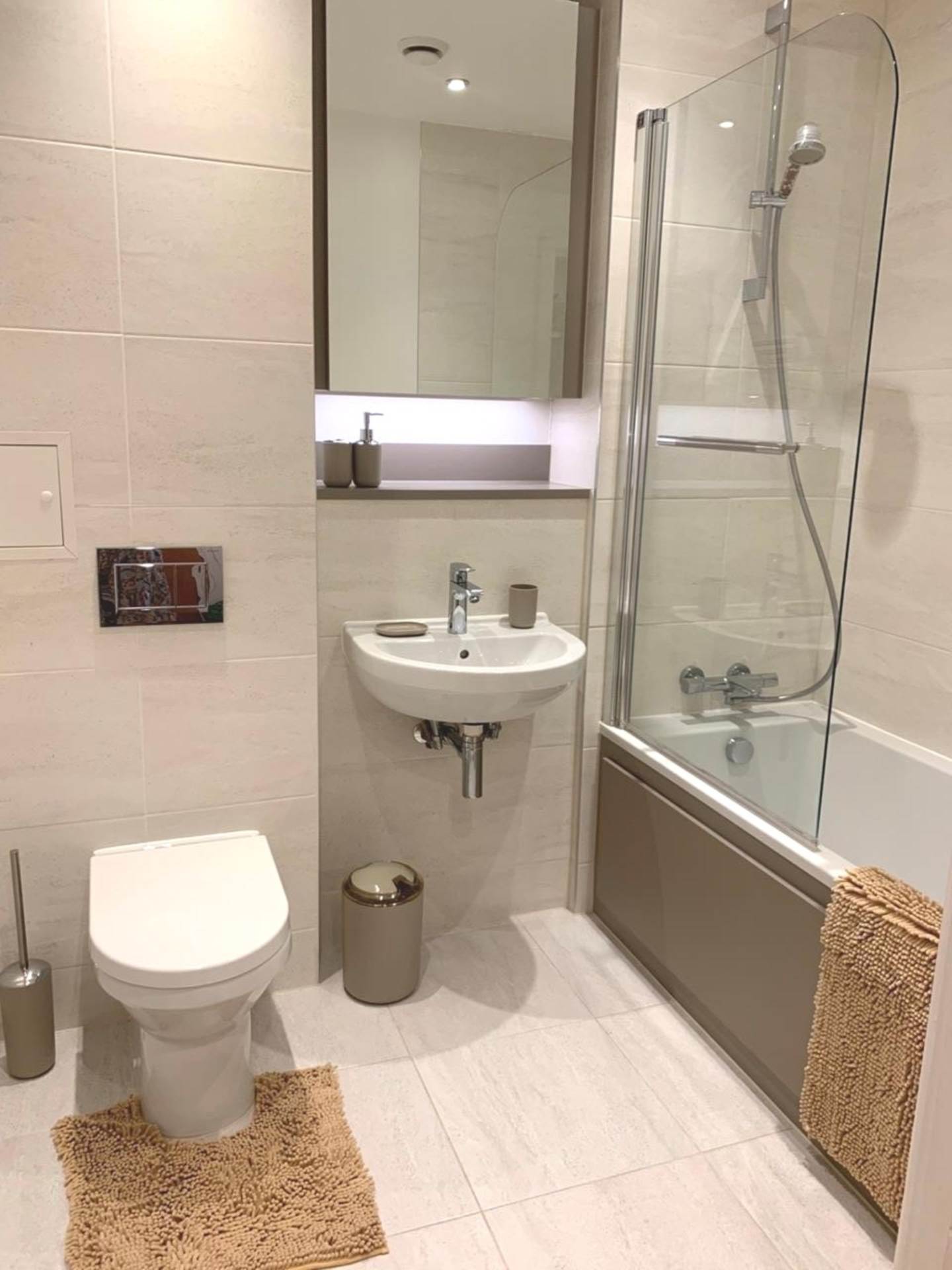London E3 3XH 1 bed flat rental property internal/external image-5