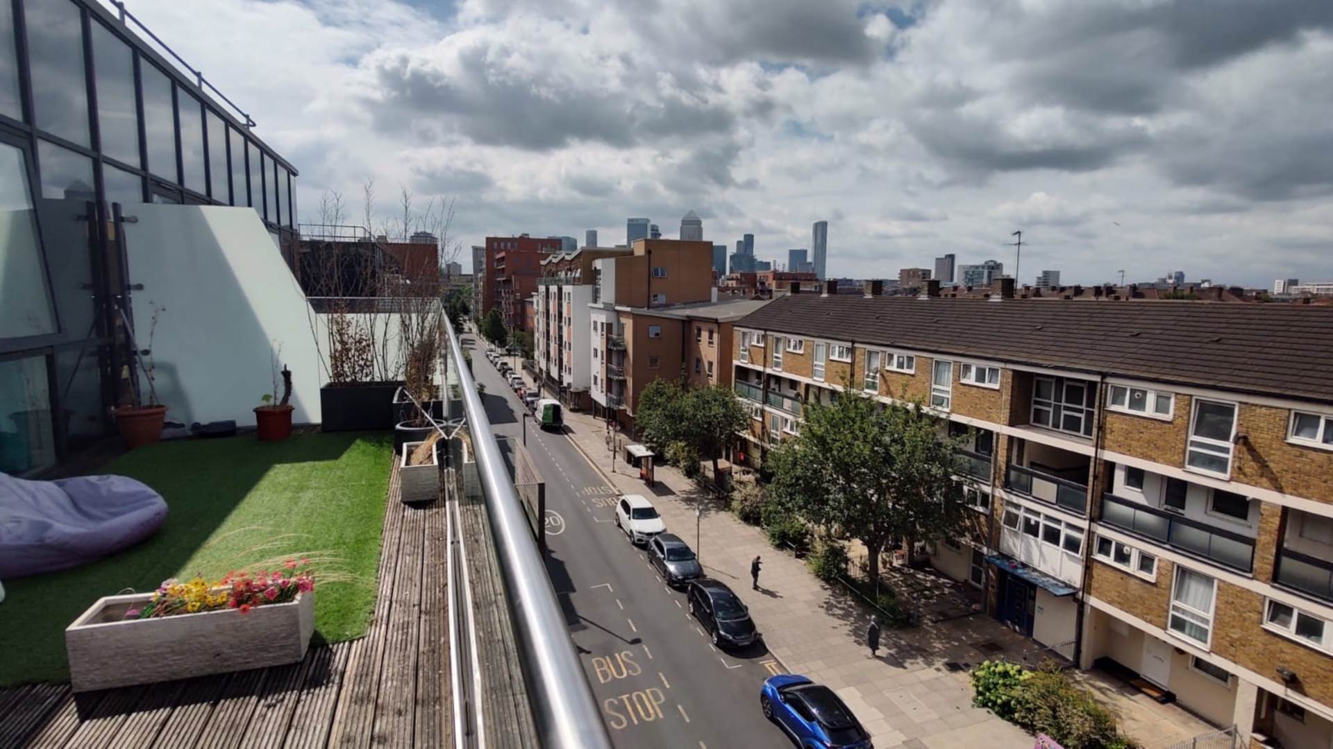 London E3 3XH 1 bed flat rental property internal/external image-9