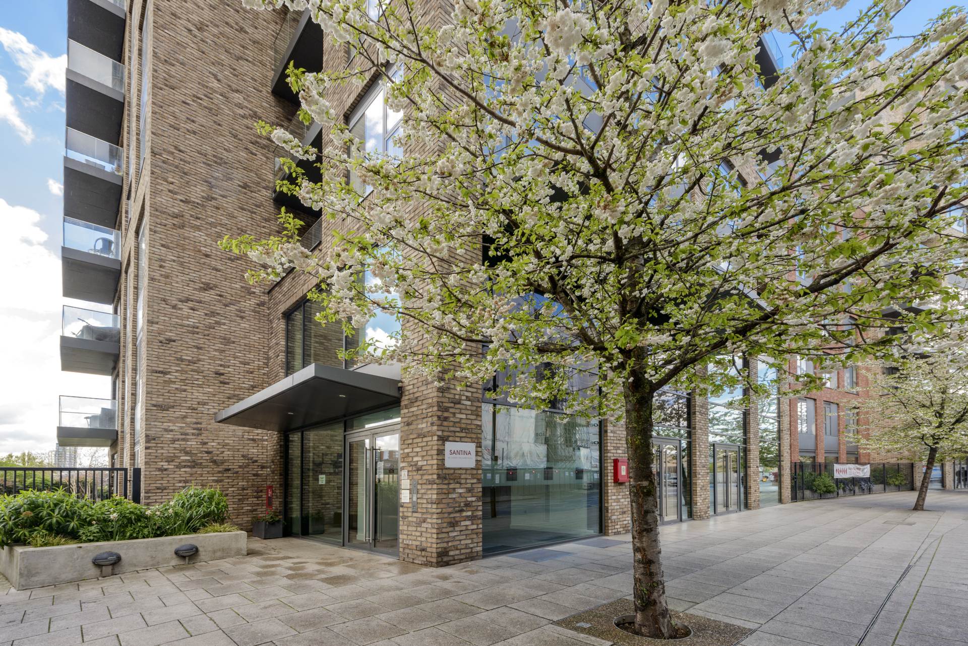 ロンドンCR0 6FH 1ベッドフラット 売買物件の内外装写真-1