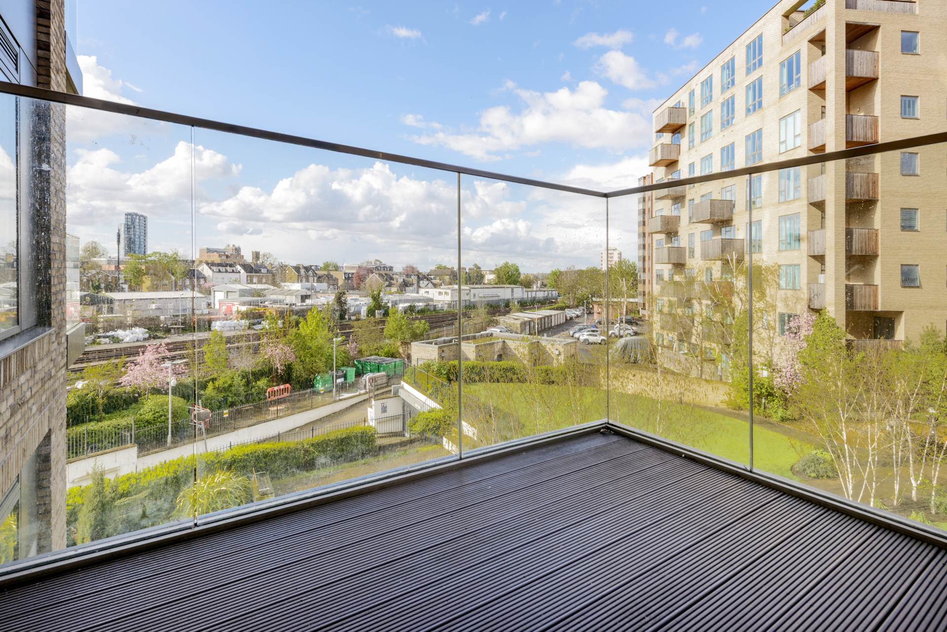 ロンドンCR0 6FH 1ベッドフラット 売買物件の内外装写真-10