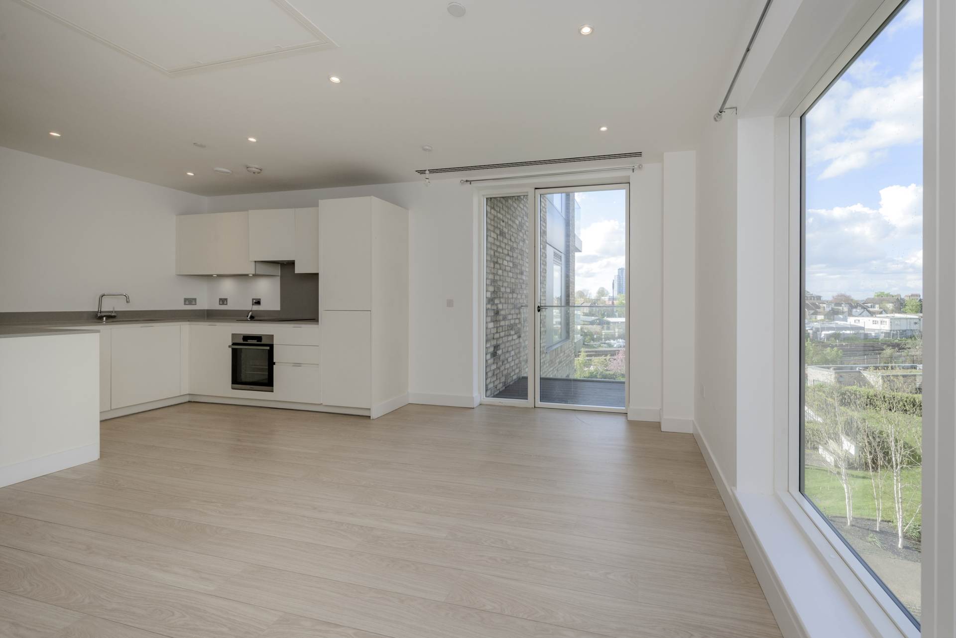 ロンドンCR0 6FH 1ベッドフラット 売買物件の内外装写真-4