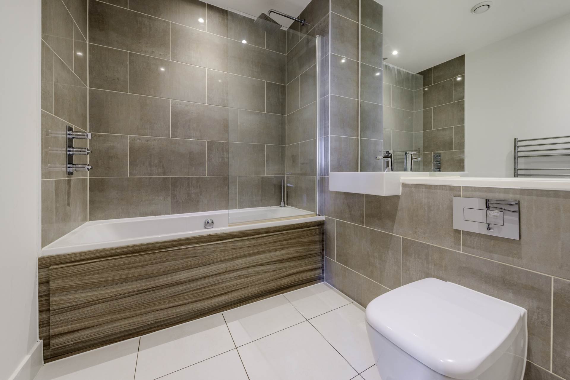 ロンドンCR0 6FH 1ベッドフラット 売買物件の内外装写真-7