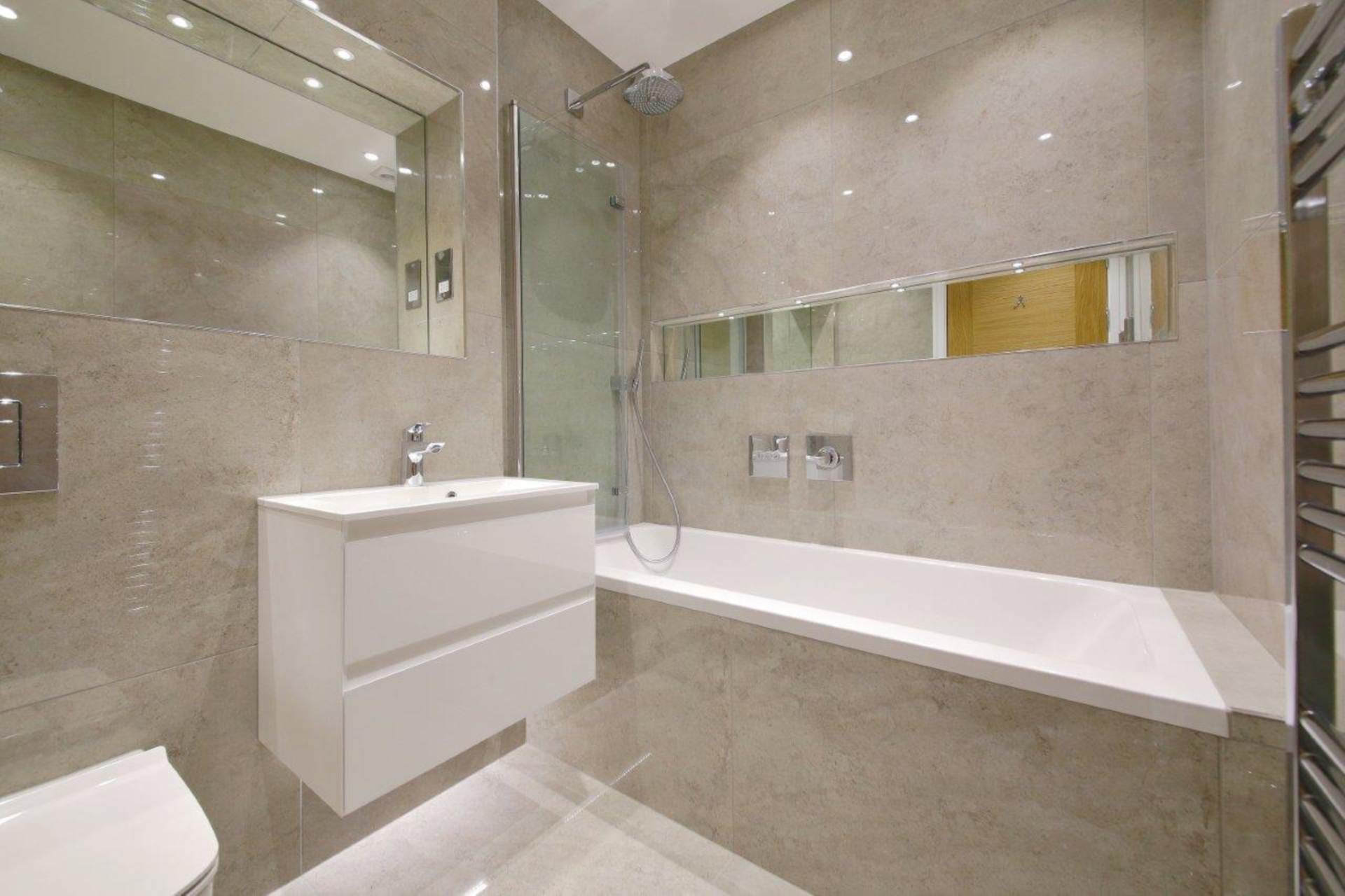 London NW11 8BL 2 bed flat rental property internal/external image-6
