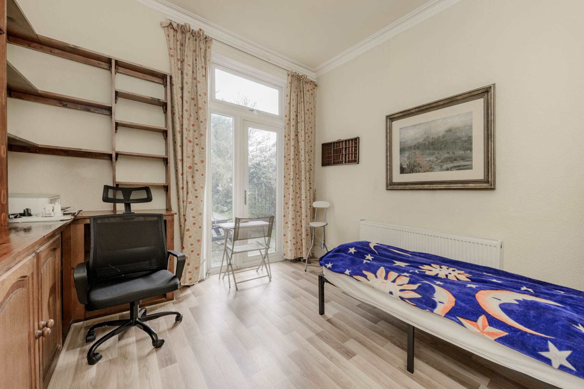 London NW2 2PU 1 bed flat sales property internal/external image-4