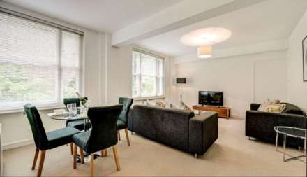 1 bed flat to rent in London W1J
