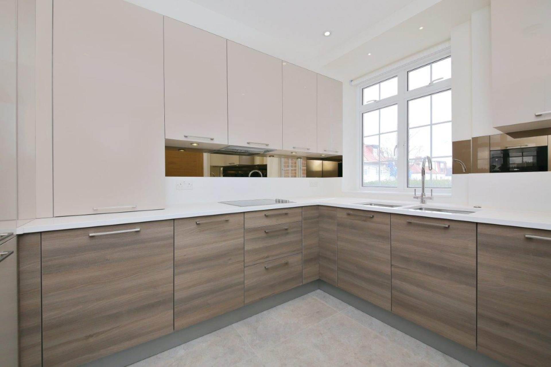 ロンドン NW11 8BL 2ベッドフラット 賃貸物件の内外装写真-6