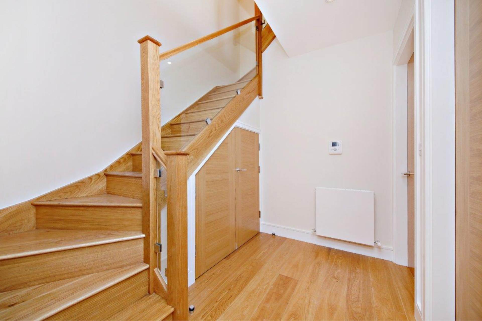 ロンドン NW11 8BL 2ベッドフラット 賃貸物件の内外装写真-7