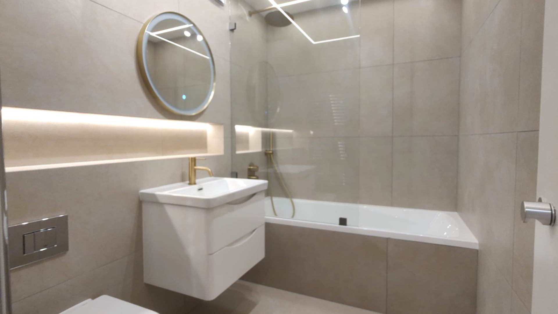 ロンドン NW3 6HT 2ベッドメゾネット 賃貸物件の内外装写真-9