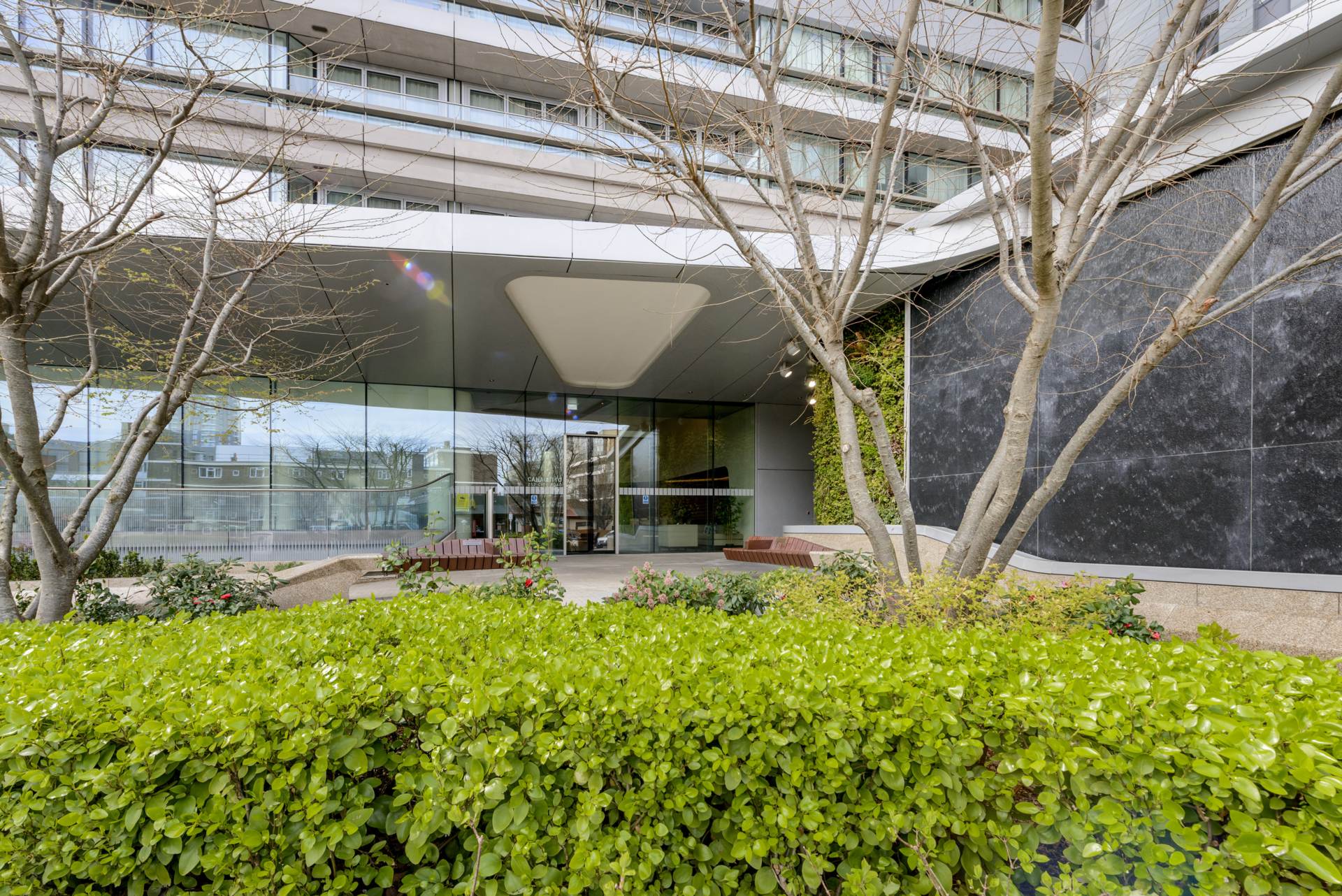 London EC1V 1AE 1 bed flat sales property internal/external image-13