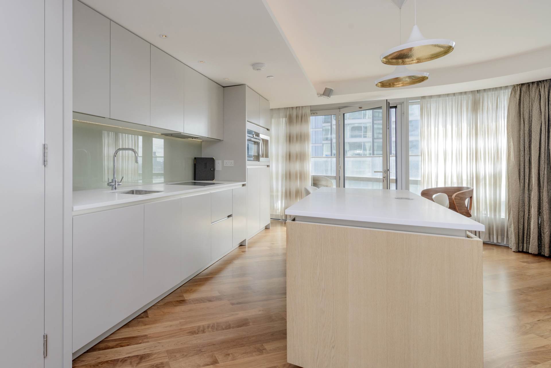 London EC1V 1AE 1 bed flat sales property internal/external image-6