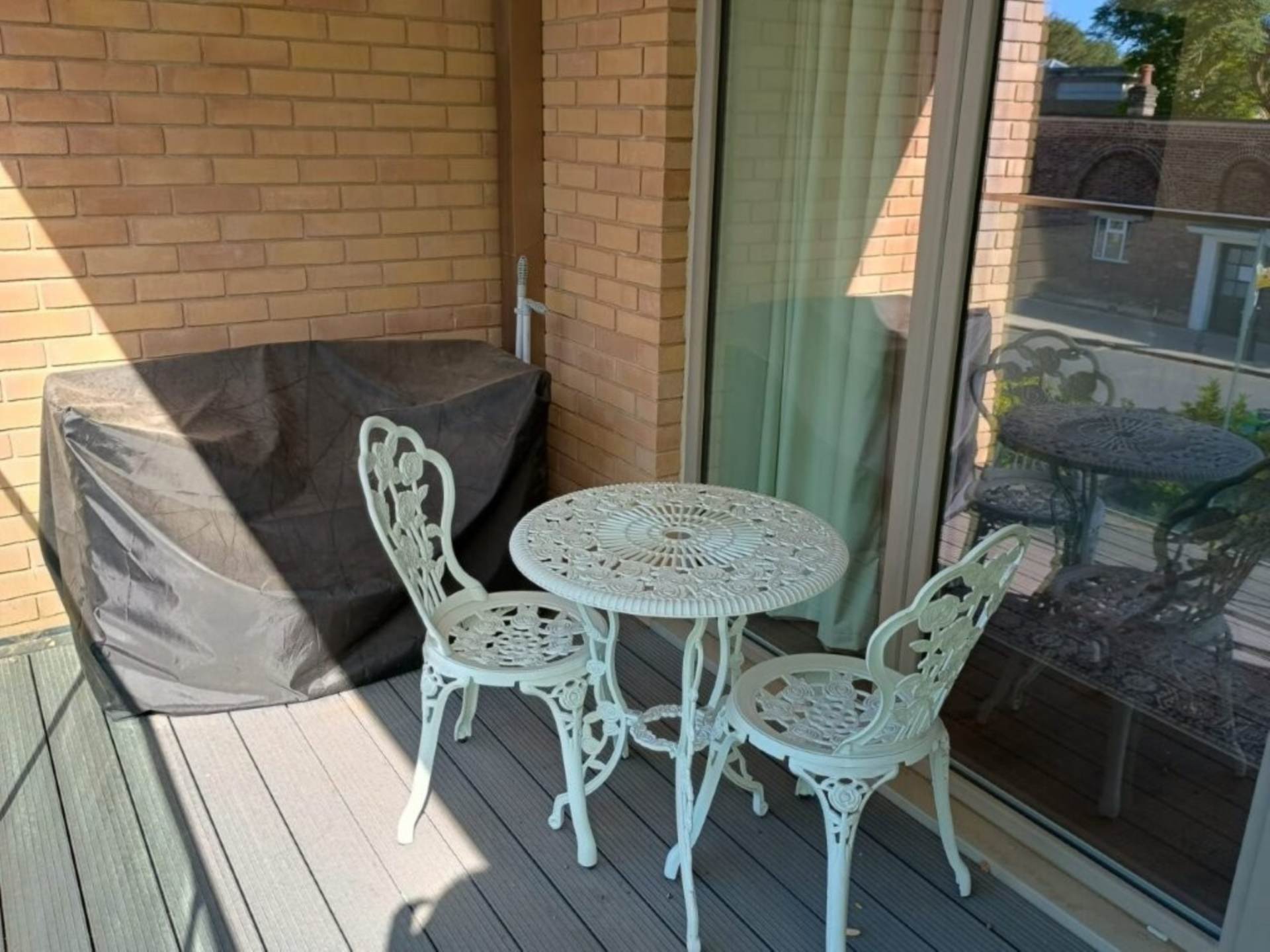 London W5 5EF 1 bed flat rental property internal/external image-10