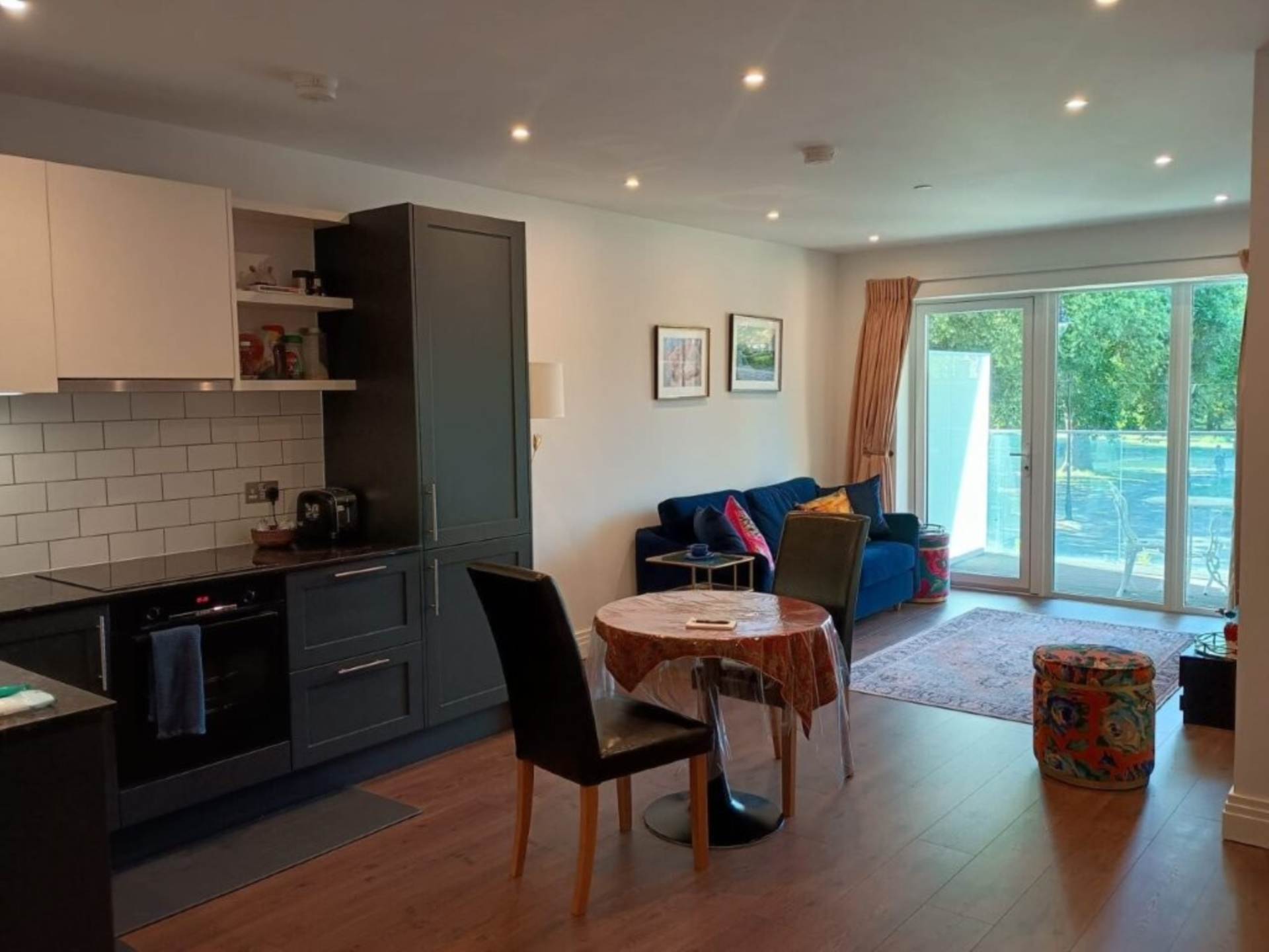 London W5 5EF 1 bed flat rental property internal/external image-2