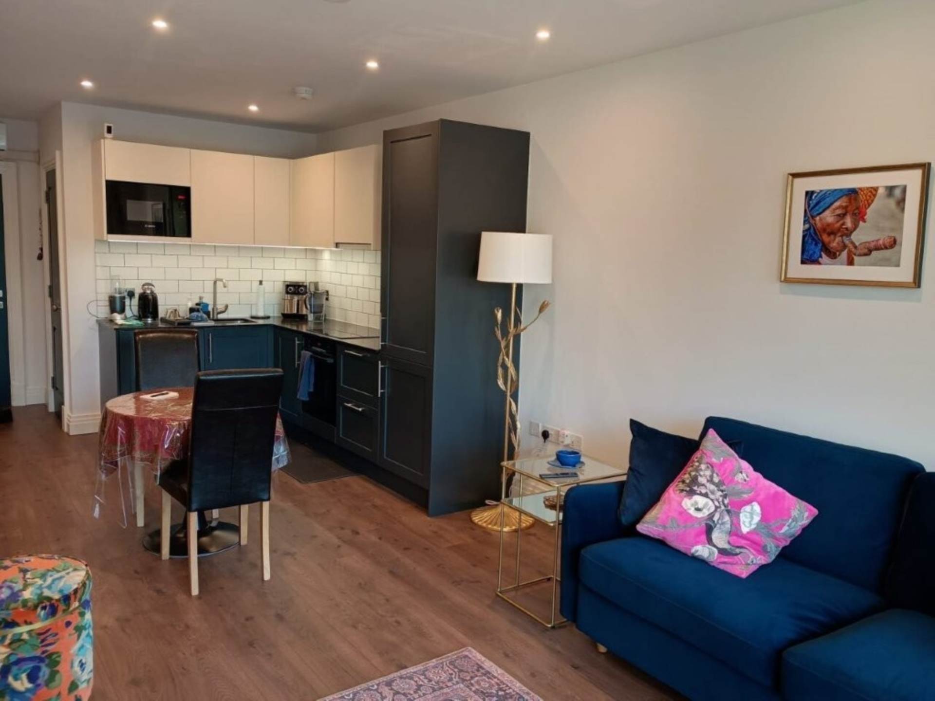London W5 5EF 1 bed flat rental property internal/external image-3