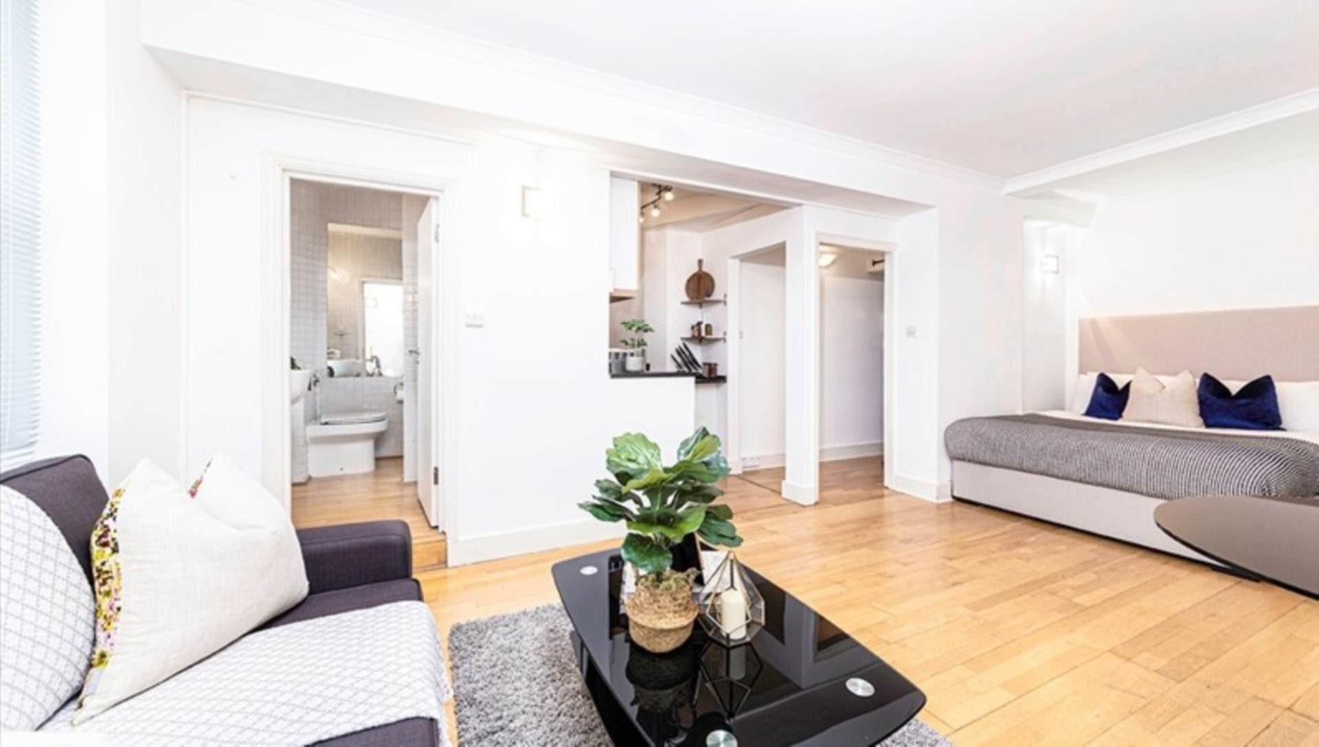 London W1J 5LZ 0 bed flat rental property internal/external image-2