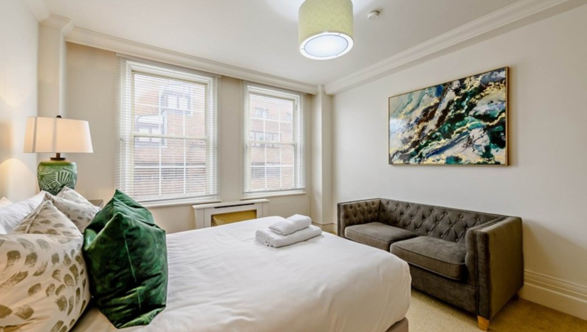 London NW8 7HY 3 bed flat rental property internal/external image-11