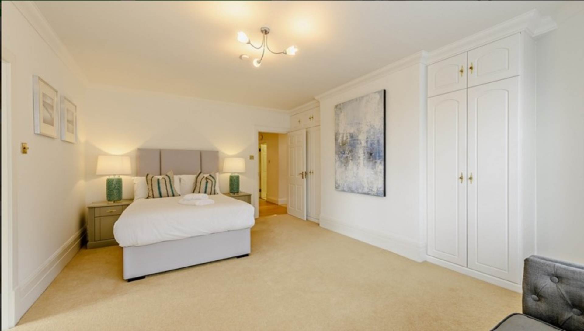 London NW8 7HY 3 bed flat rental property internal/external image-14