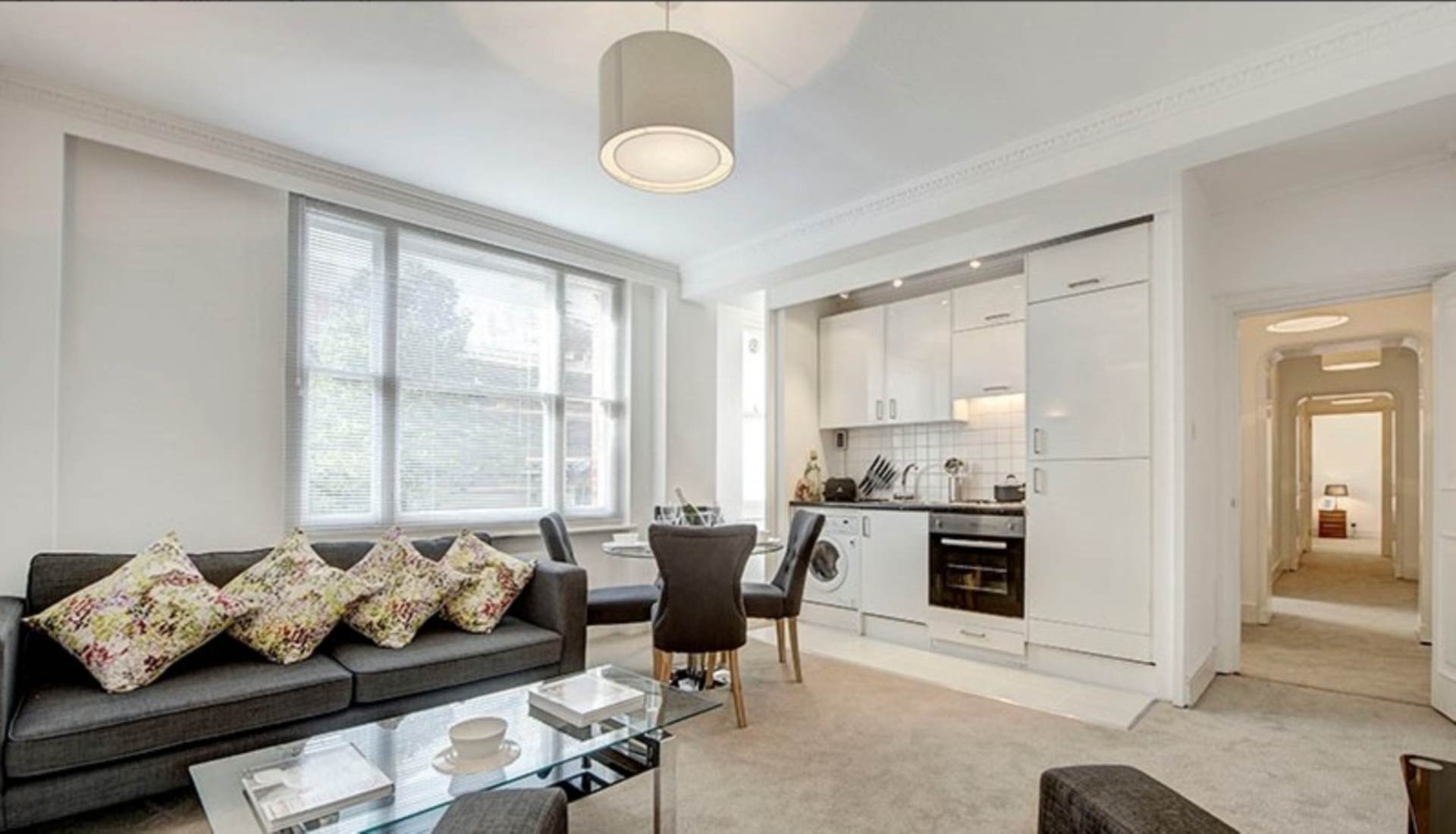 London W1J 5NA 2 bed flat rental property internal/external image-2