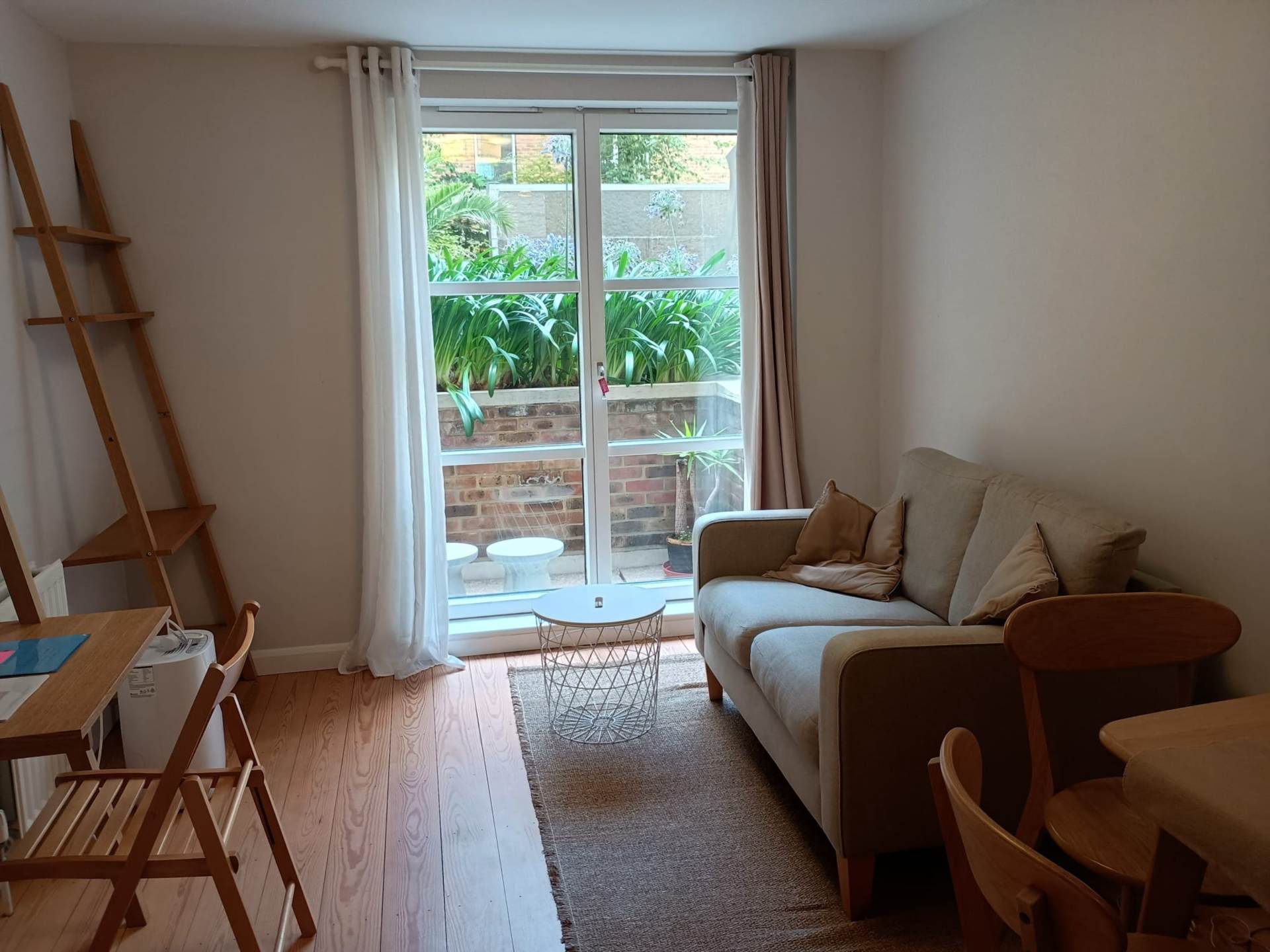London SW1P 2NW 1 bed flat rental property internal/external image-2