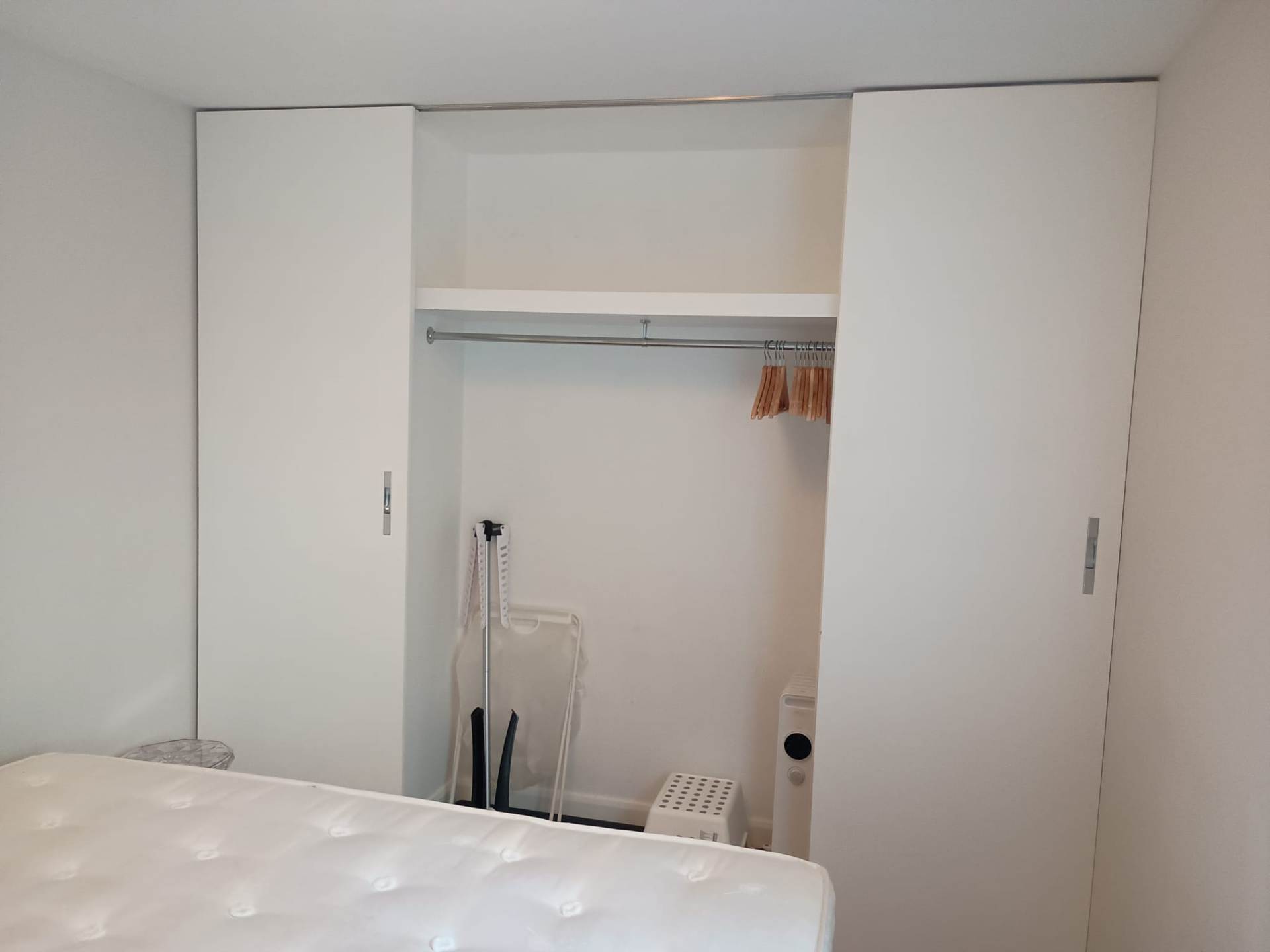 London SW1P 2NW 1 bed flat rental property internal/external image-5