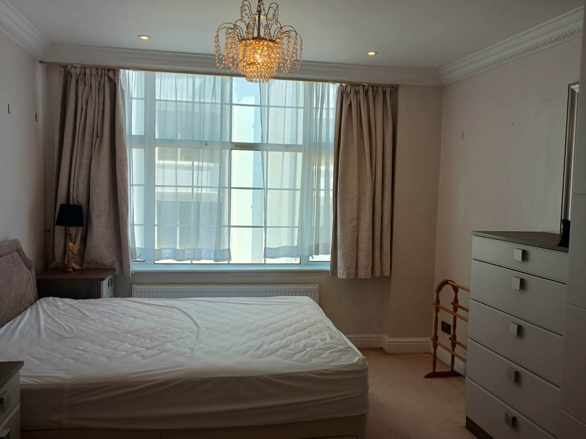 London W1T 6AG 2 bed flat rental property internal/external image-7