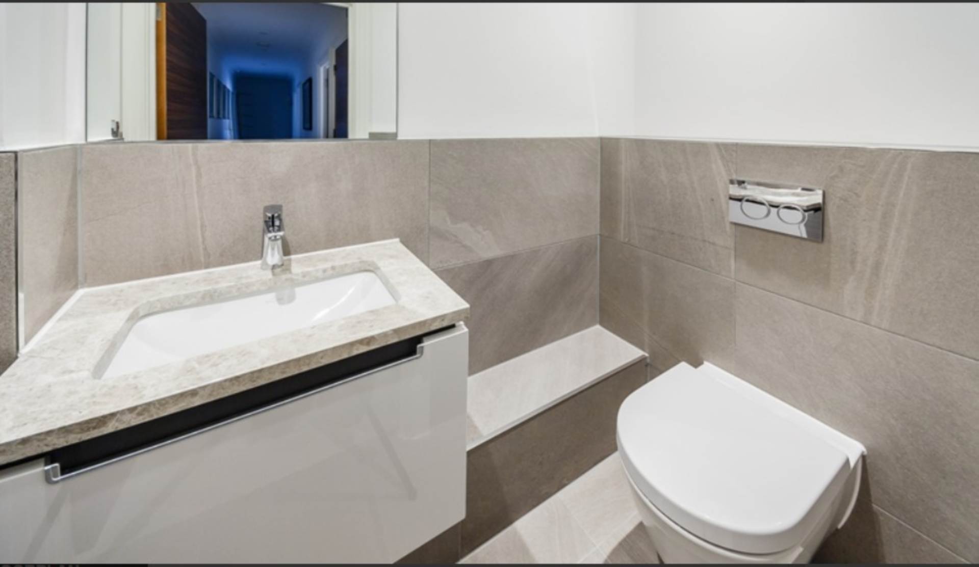 London W6 9UF 2 bed semi-detached rental property internal/external image-8