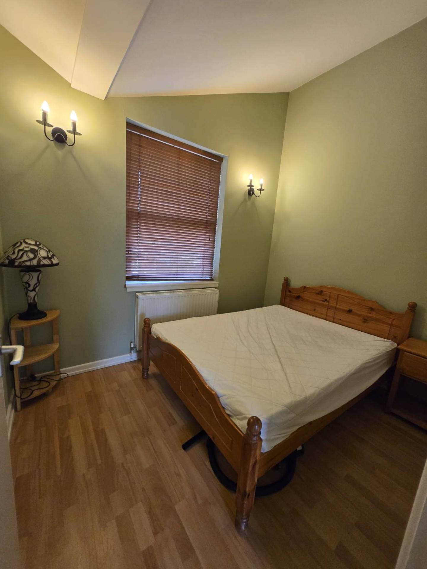 London N1 9BU 1 bed flat rental property internal/external image-3
