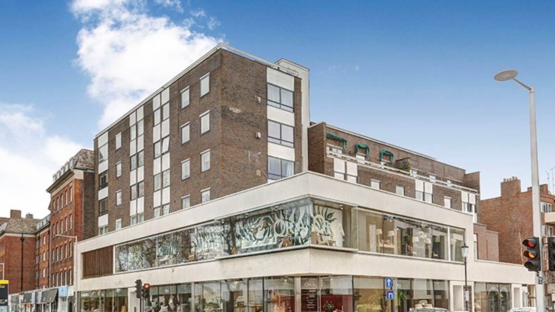 London SW3 6SN 2 bed flat rental property internal/external image-7