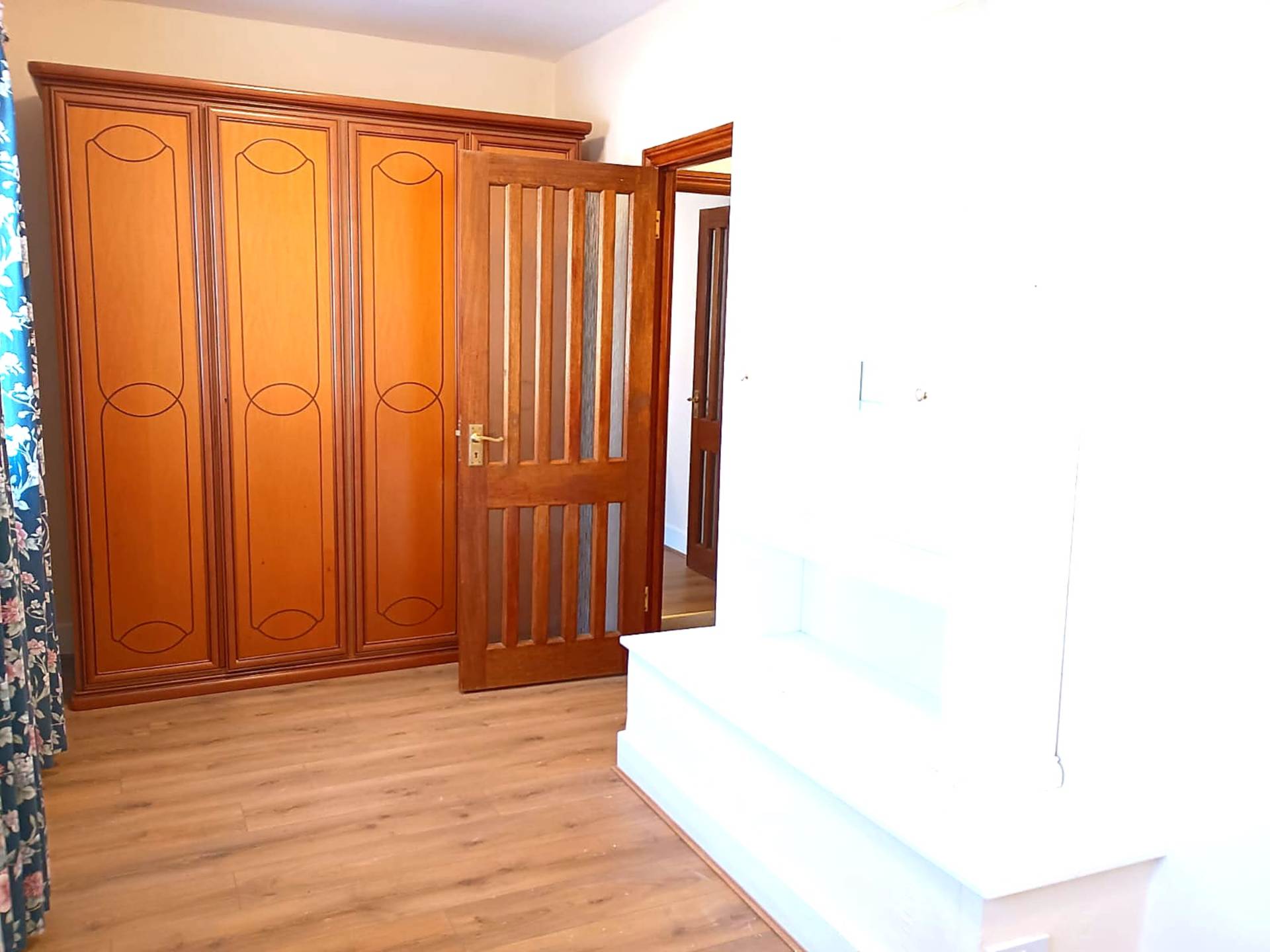 London N3 2HG 4 bed semi-detached rental property internal/external image-7