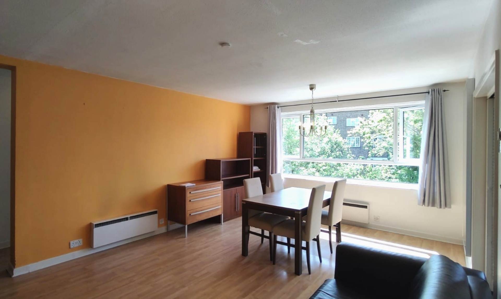 London W5 1SL 2 bed flat rental property internal/external image-1