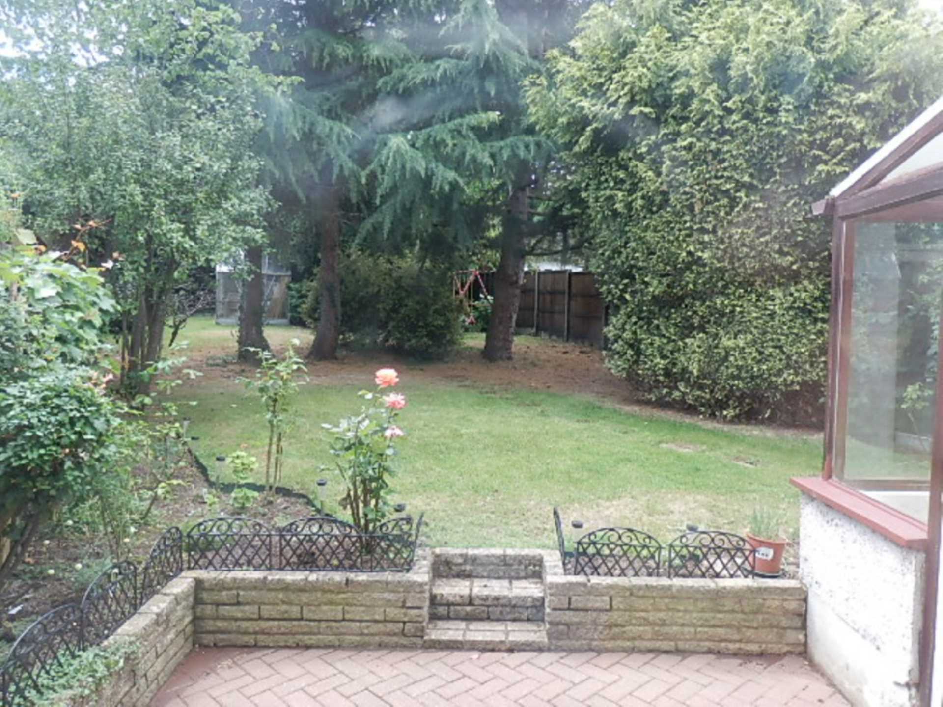 London W5 2QJ 4 bed semi-detached rental property internal/external image-12