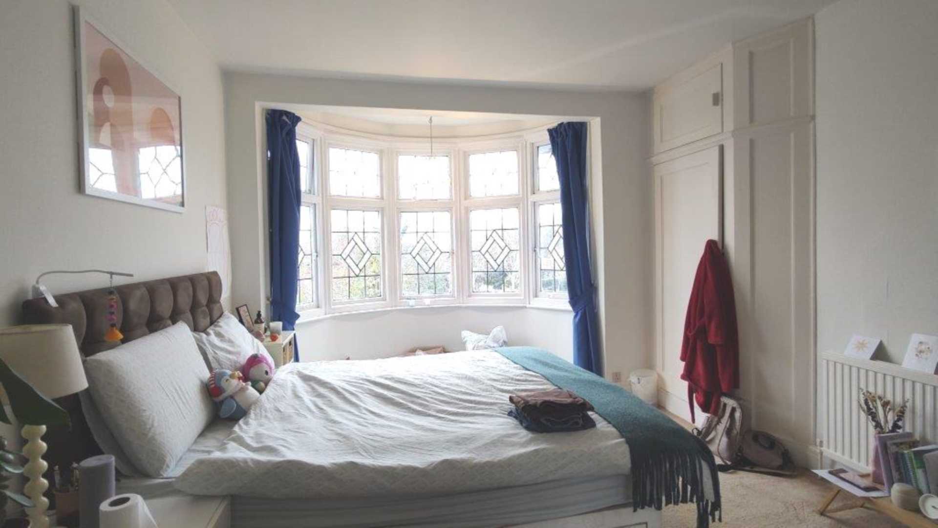 London W5 2QJ 4 bed semi-detached rental property internal/external image-5