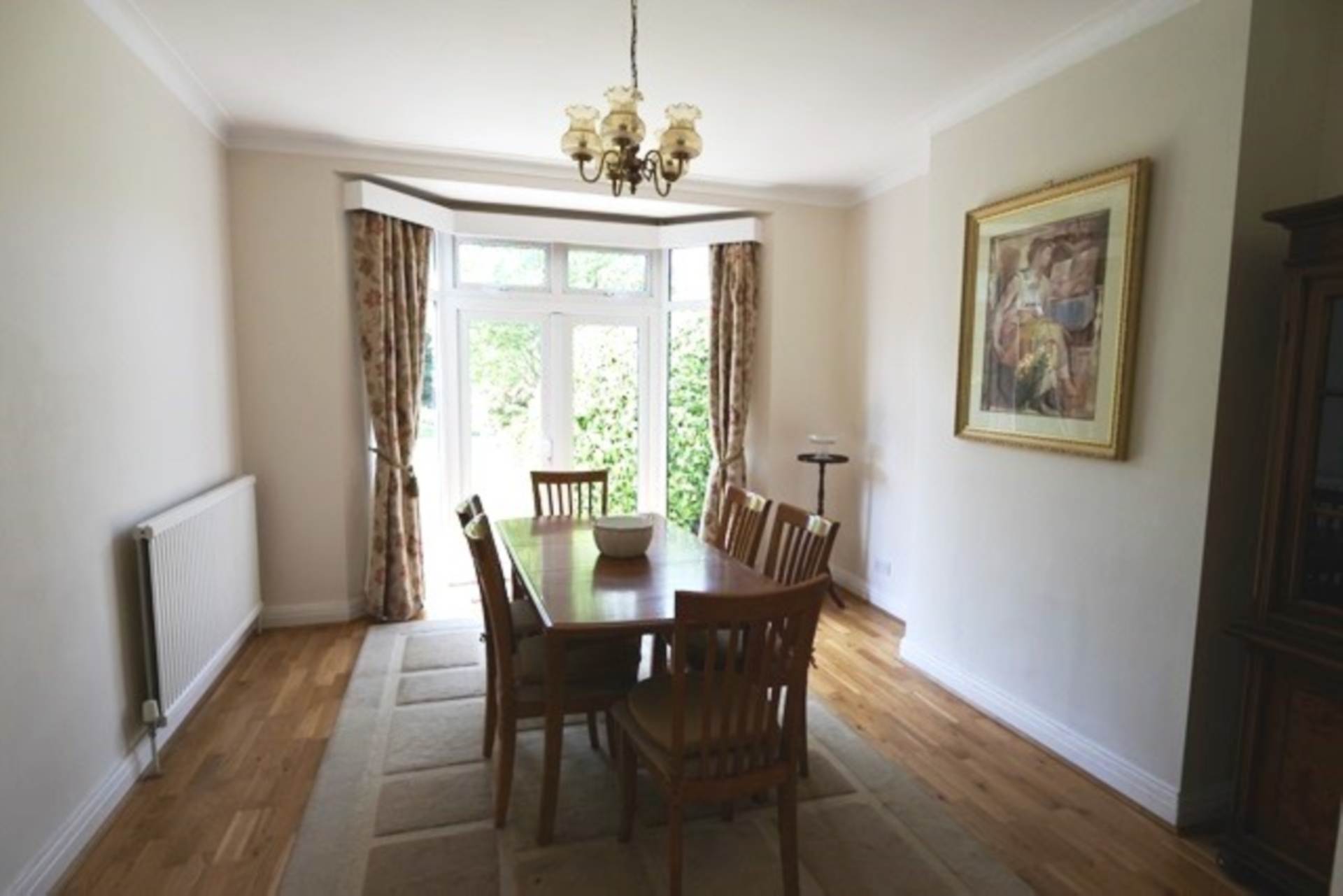 London N20 8HJ 3 bed semi-detached rental property internal/external image-3