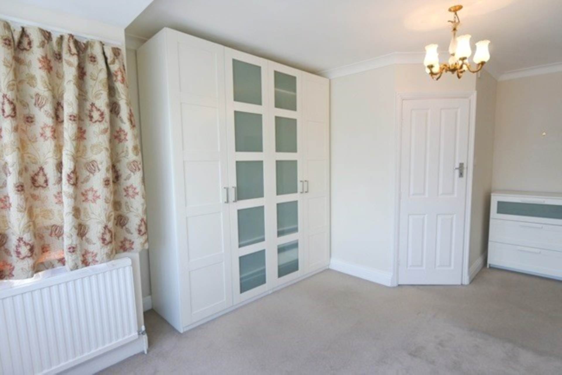 London N20 8HJ 3 bed semi-detached rental property internal/external image-5
