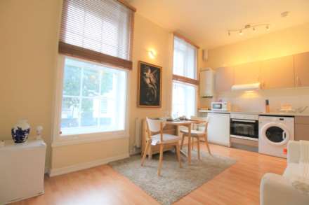 1 bed flat to rent in London N1