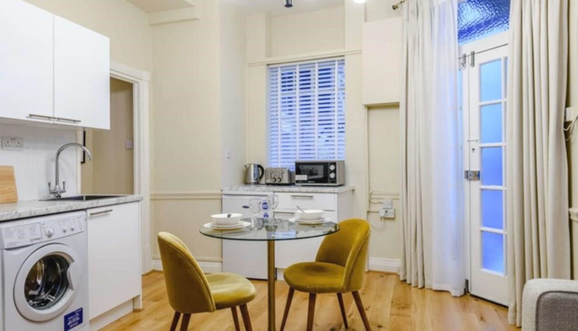 London NW8 7HY 1 bed flat rental property internal/external image-2