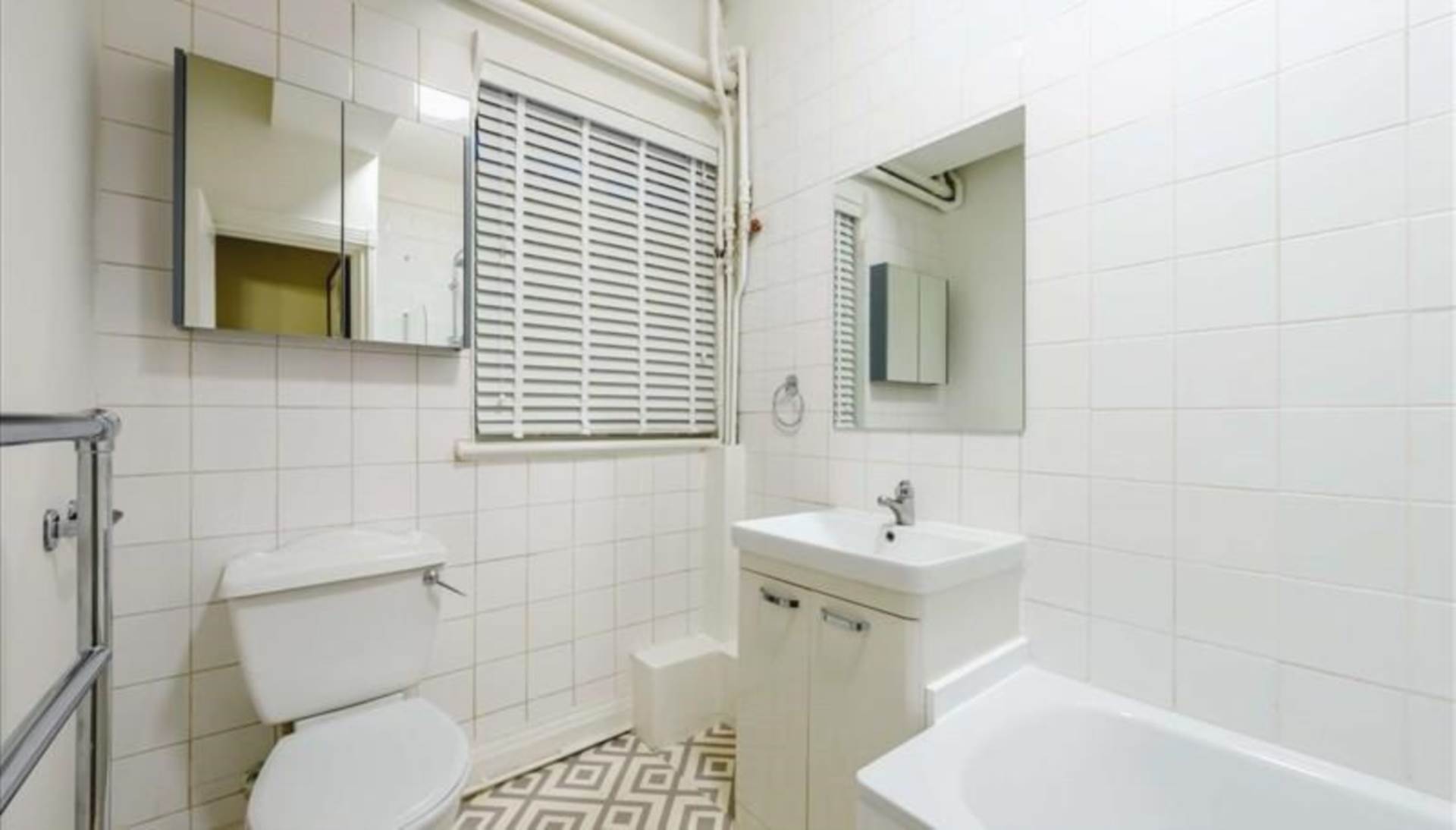 London NW8 7HY 1 bed flat rental property internal/external image-5