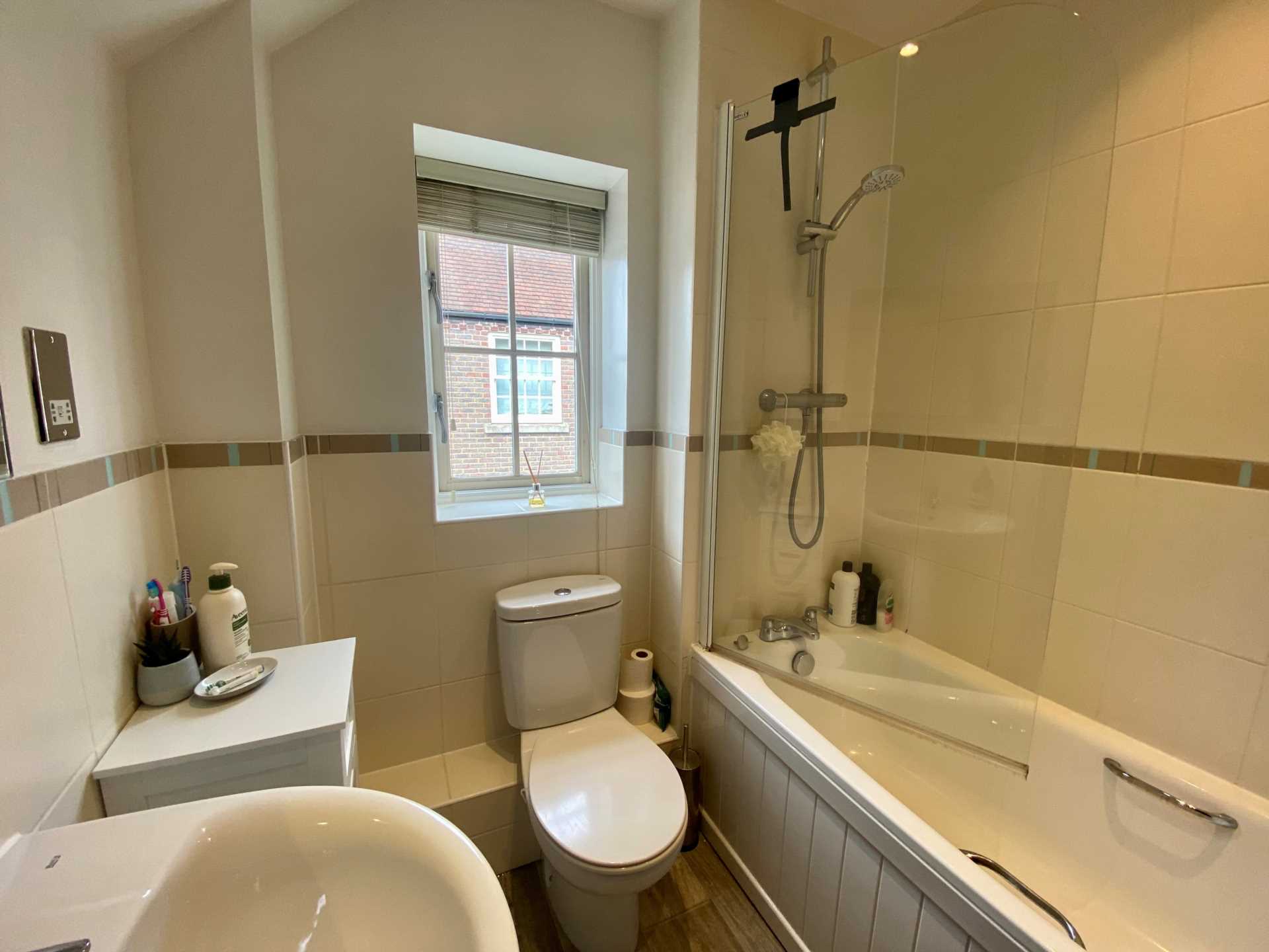 Harrow Yard, Tring, Image 6