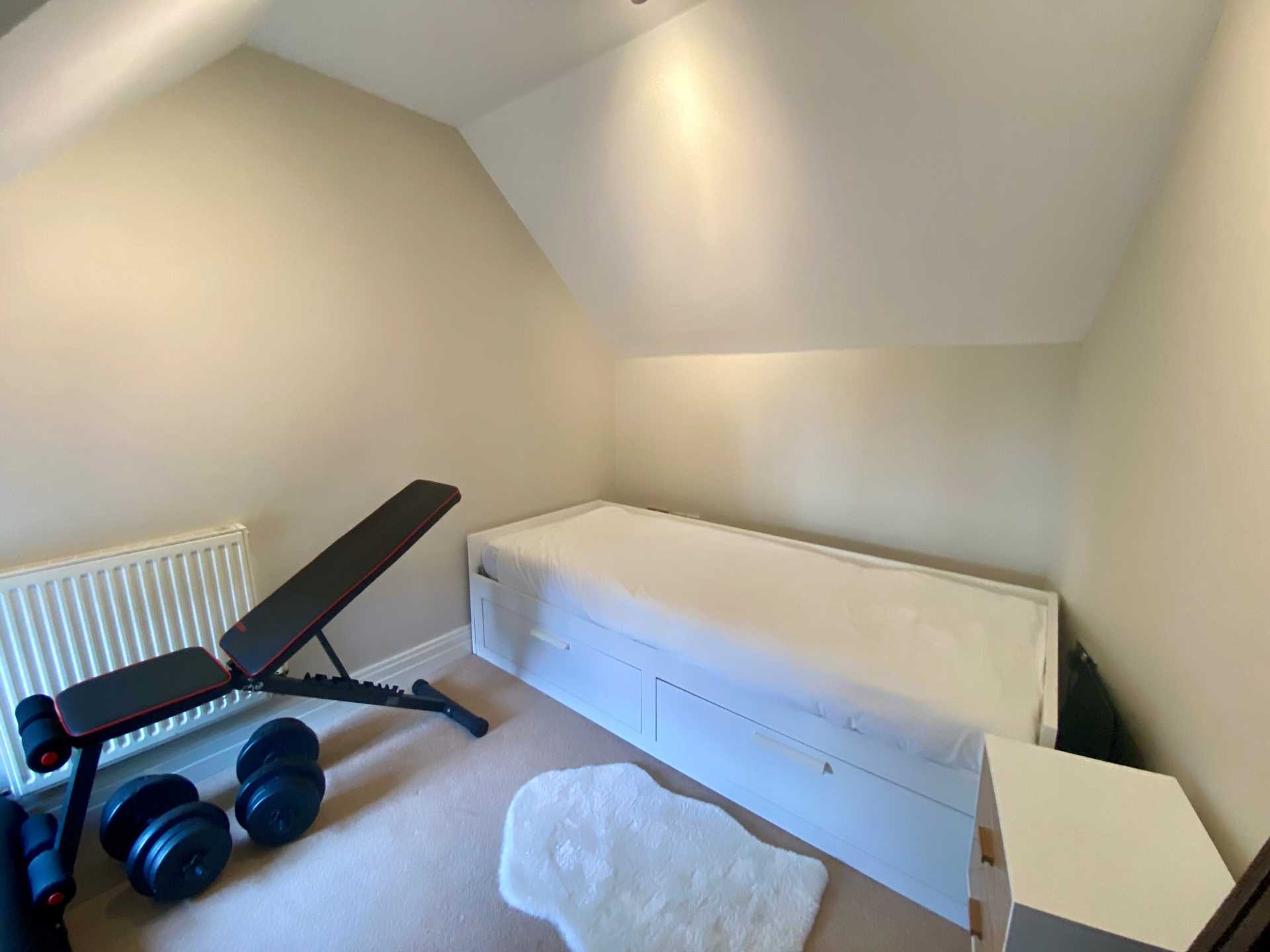 Harrow Yard, Tring, Image 9