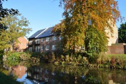 Property For Rent Heron Place Apartments, Bank Mill, Berkhamsted