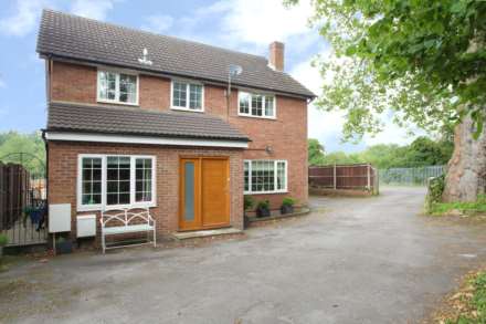 4 Bedroom Detached, Manorville Road, Apsley
